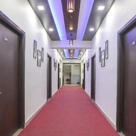 Collection O Shyam Vatika Banquet And Rooms 수라트 외부 사진