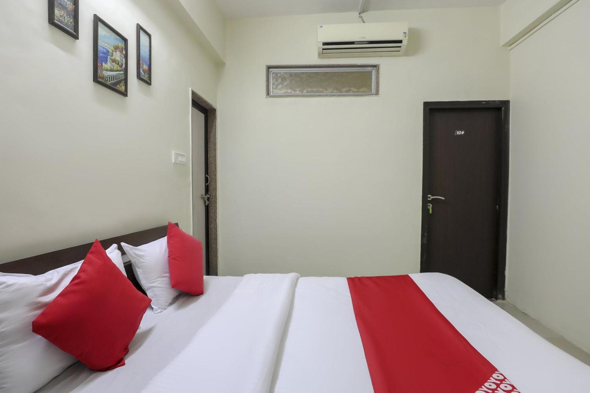 Collection O Shyam Vatika Banquet And Rooms 수라트 외부 사진