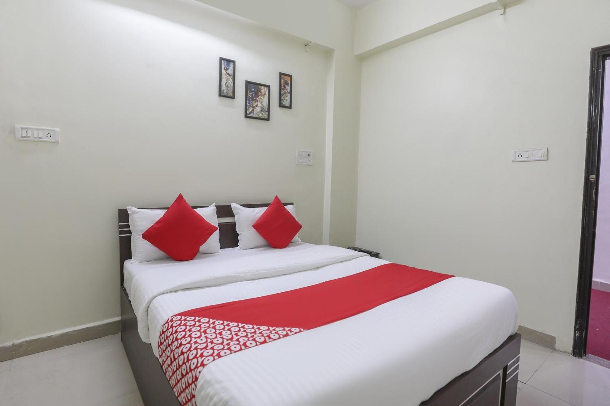 Collection O Shyam Vatika Banquet And Rooms 수라트 외부 사진